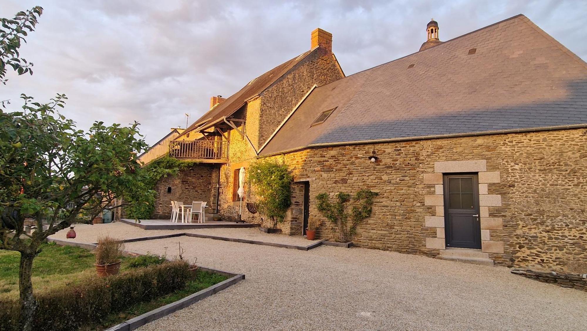 La Maison Du Mont Saint Michel Acomodação com café da manhã Pontorson Exterior foto